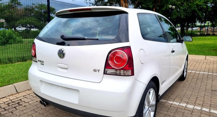 POLO VIVO 1.6 GT 5DR (2015)