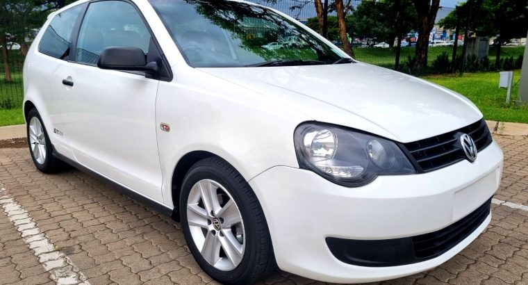 POLO VIVO 1.6 GT 5DR (2015)