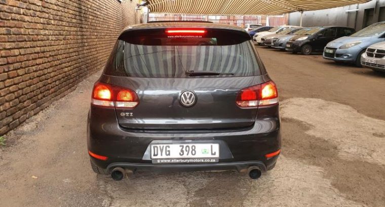 2011 Volkswagen Golf GTi Auto