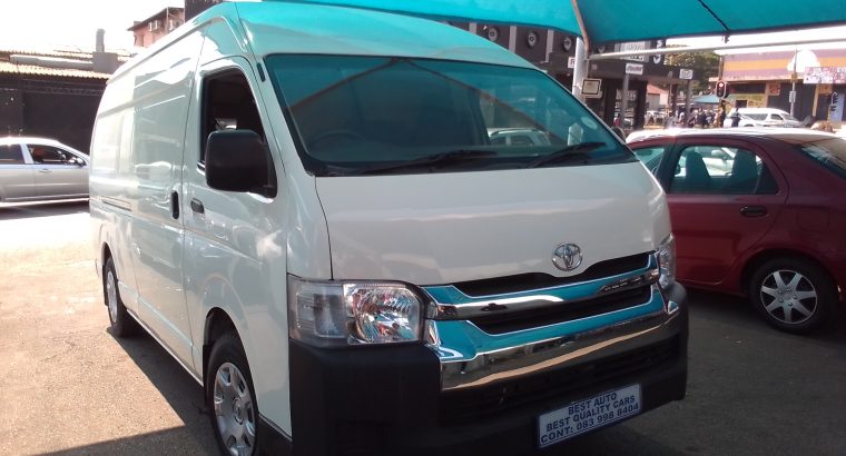2015 Toyota Quantum 2.5 Engine Capacity Panel Van with Manuel Tra