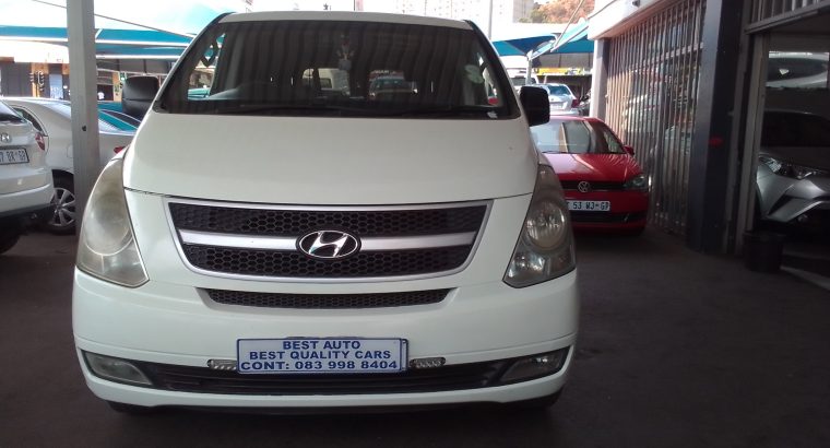 2009 Hyundai H-1 2.4 Engine Capacity Panel Van with Manuel Trans