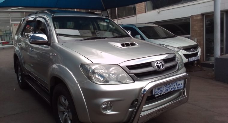 2006 Toyota Fortune 3.0 Engine Capacity D4D 4×4 Diesel with Manue