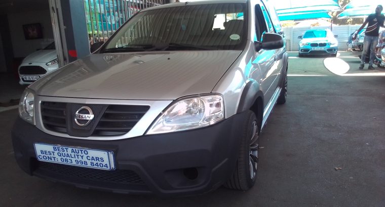 2009 Nissan Np-200 1.6 Engine Capacity Canopy with Manuel Transmi