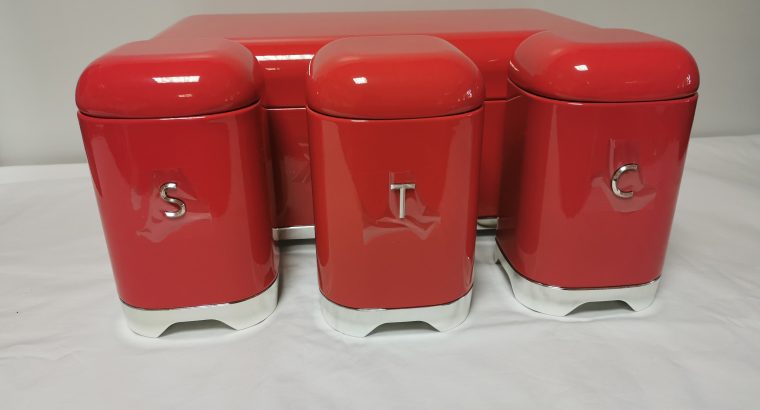 BREAD BIN WITH 3 PIECE CANISTER SET