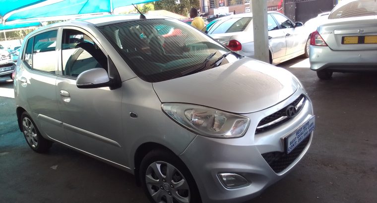 2011 Hyundai i10 1.1 Engine Capacity with Manuel Transmission, C