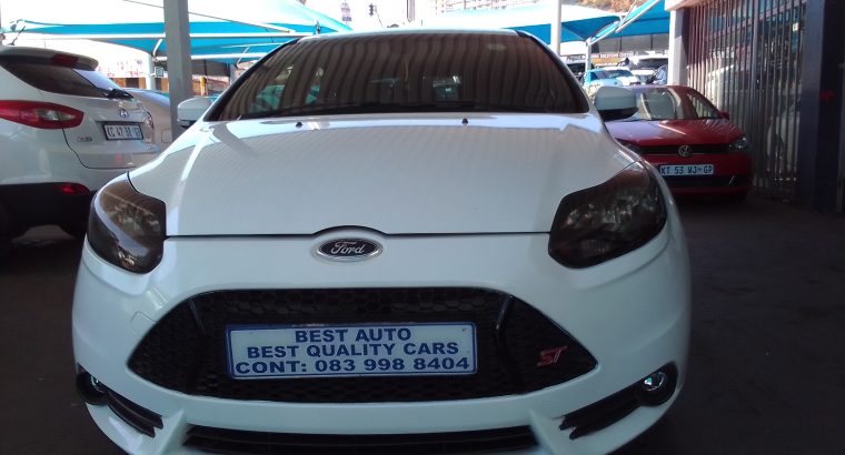 2014 Ford Focus st 2.0 Engine Capacity with Manuel Transmission,