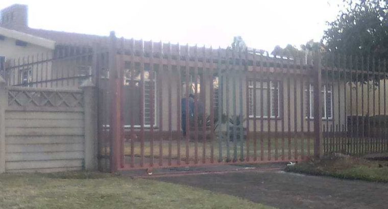 CLEARVIEW FENCING