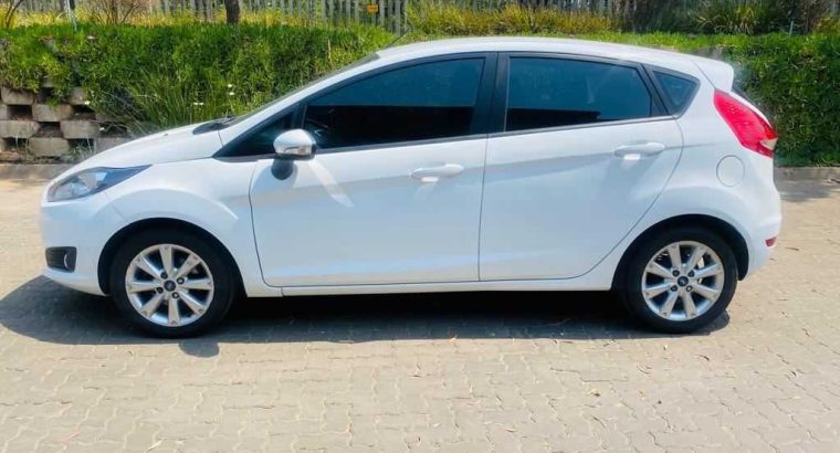 2012 Ford Fiesta 1.4i Trend 5-Dr