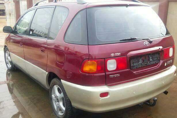 Toyota picnic Auctioning