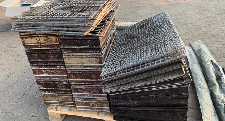 Bakery Trays and Grids