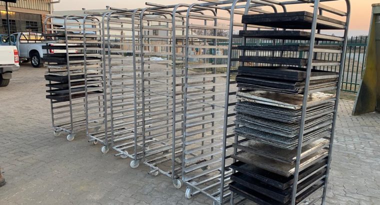 Bakery Trays and Grids