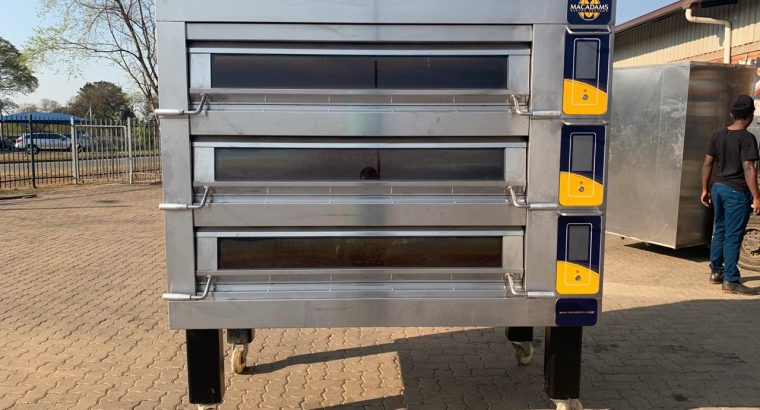 Deck Oven, MACADAMS, ARTISAN, 3-Deck, 3-Pan, Steam Oven