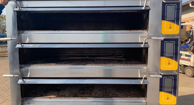 Deck Oven, MACADAMS, ARTISAN, 3-Deck, 3-Pan, Steam Oven