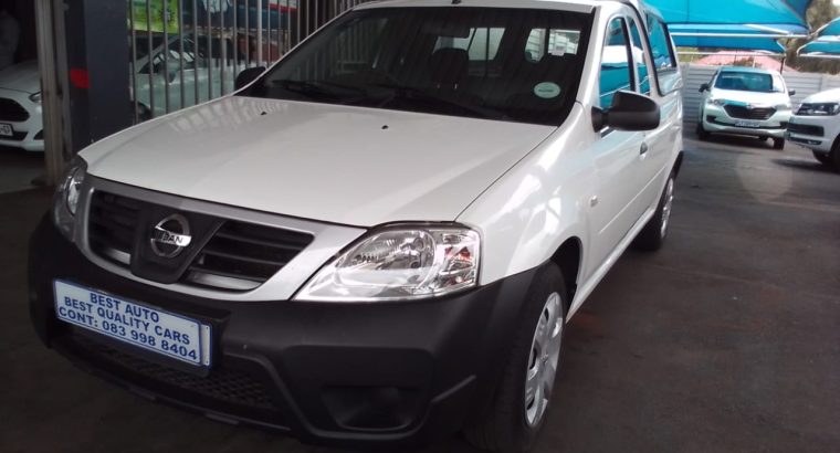 2019 Nissan Np-200 1.6 Engine Capacity Canopy with Manuel Transmi