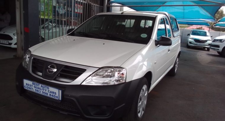 2019 Nissan Np-200 1.6 Engine Capacity Canopy with Manuel Transmi