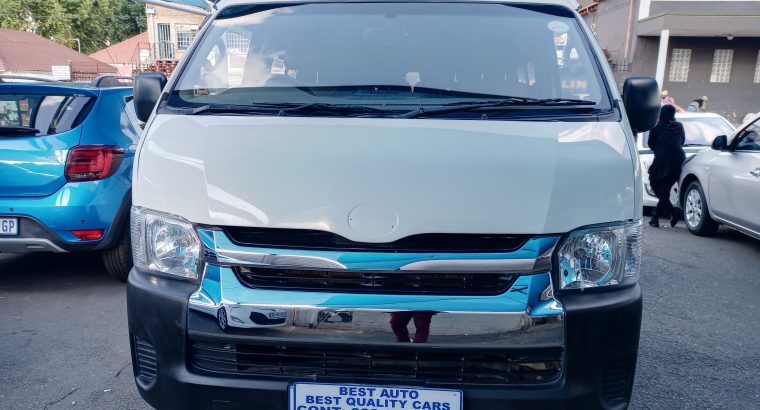 2020 Quantum King Long 2.2 Engine Capacity 16-Seater with Manuel