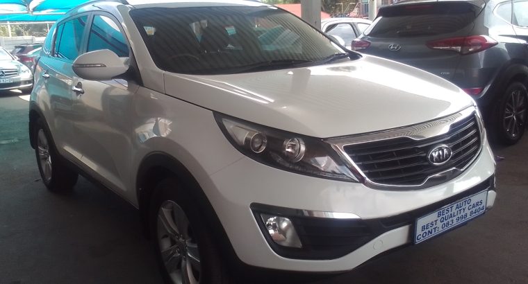 2011 Kia Sportage 2.0 Engine Capacity with Manuel Transmission, E