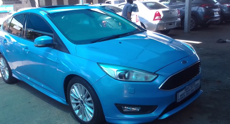 2017 Ford Focus 1.0 Engine Capacity Eco-Boost with Automatic Tran