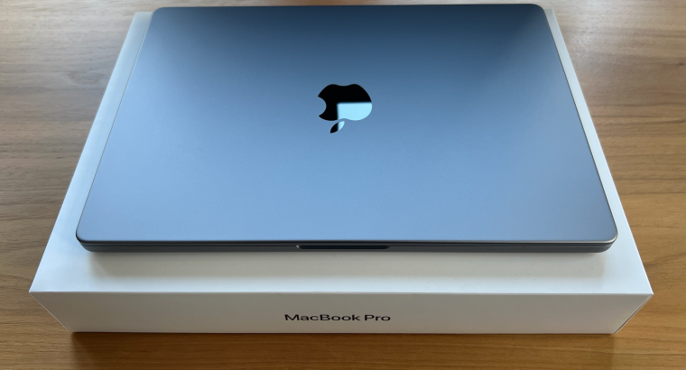 Apple MacBook Pro 14-inch