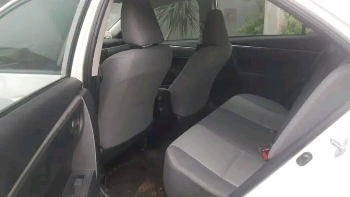 Toyota Corolla 2015