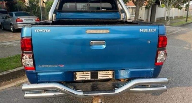 2015 Toyota Hilux 3.0 Engine Capacity D4D Double Cab with Manuel