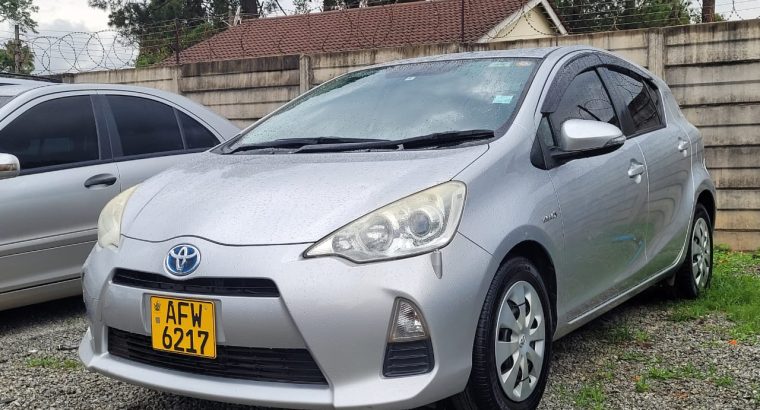 Clean toyota runx