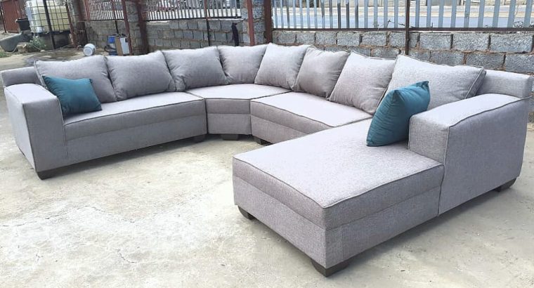 CLASSIC USHAPE DESIGN COUCHES