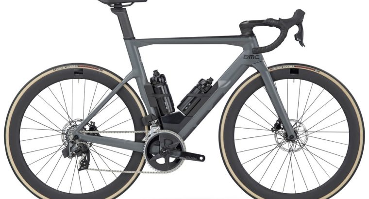 2023 BMC Timemachine Road 01 THREE Road Bike (WAREHOUSEBIKE)