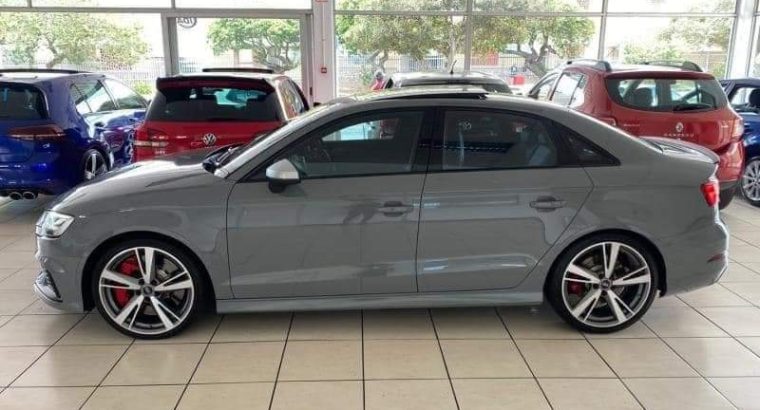 2017 Audi RS3 Sedan Quattro