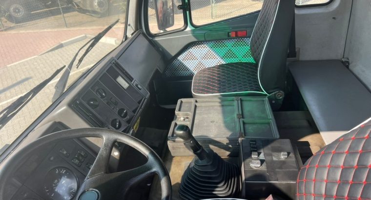 MERCEDES BENZ 2644 (6X6) CAB CHASSIS TRUCK