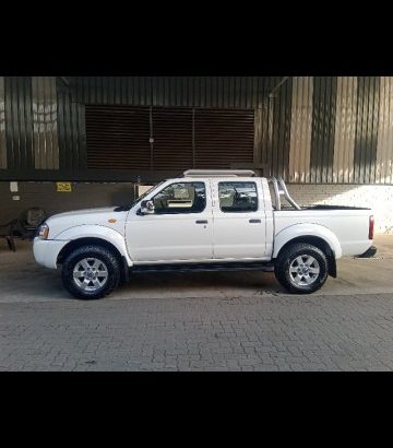 2019 NISSAN HARDBODY NP 300 2.4i