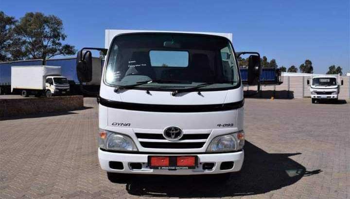 Toyota Dyna 2,5 tonne