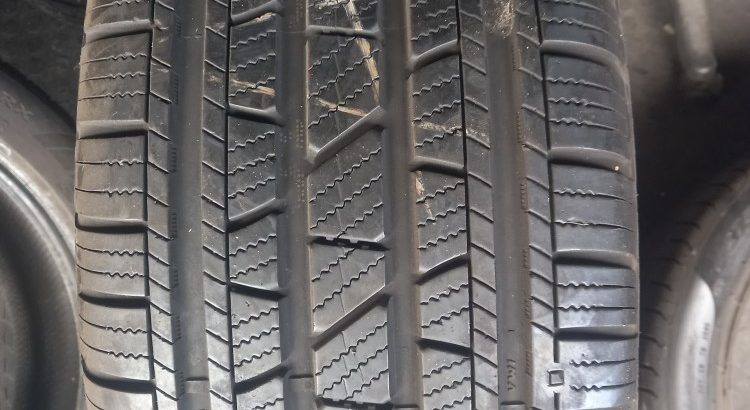 285/45/22 × 1 Cooper Discoverer Tyre. 95% life