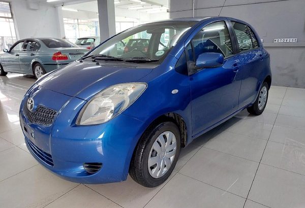 2009 Toyota Yaris 1.3 Engine Capacity with Manuel Transmission, E