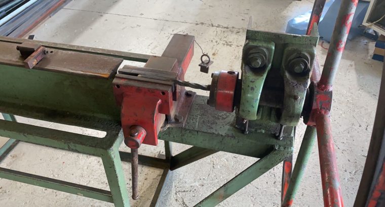 Manual Twisting Machine, Metal