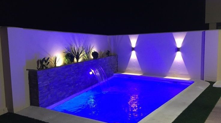 Swimming pool construction