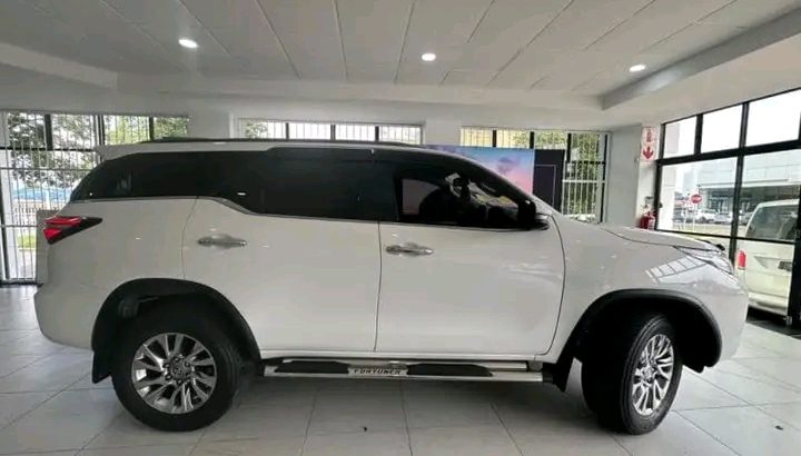 2021 TOYOTA FORTUNE 2.8GD-6 VX