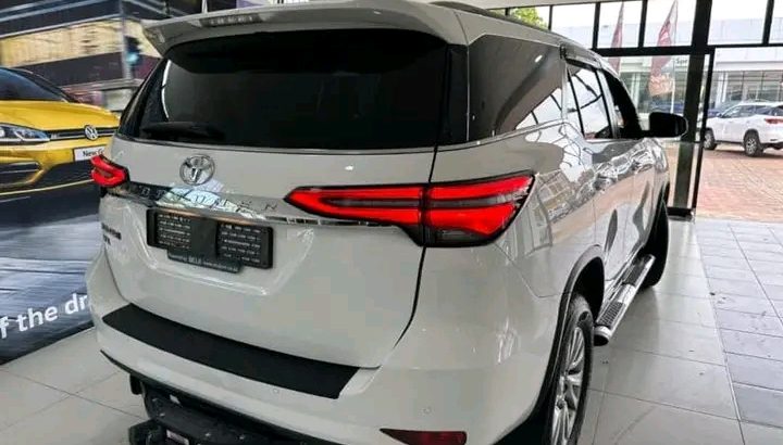 2021 TOYOTA FORTUNE 2.8GD-6 VX