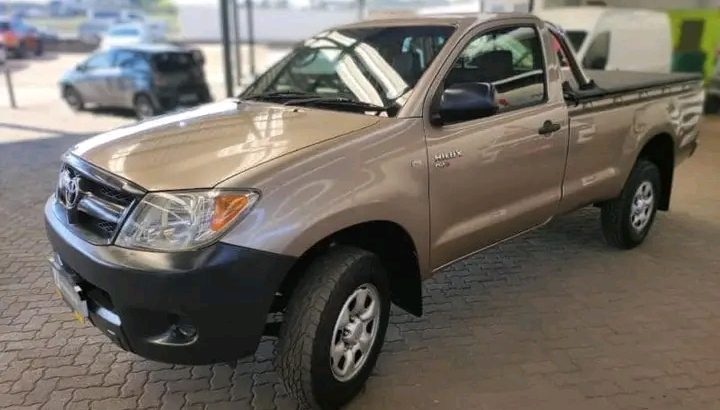 2009 TOYOTA HILUX 2.5 D4D