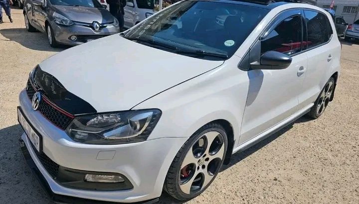 2014 Volkswagen Polo GTI 5-Door 1.4