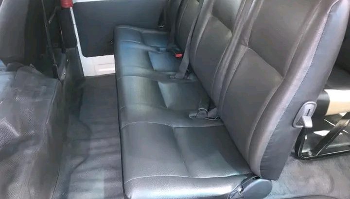 2016 TOYOTA QUANTUM PETROL