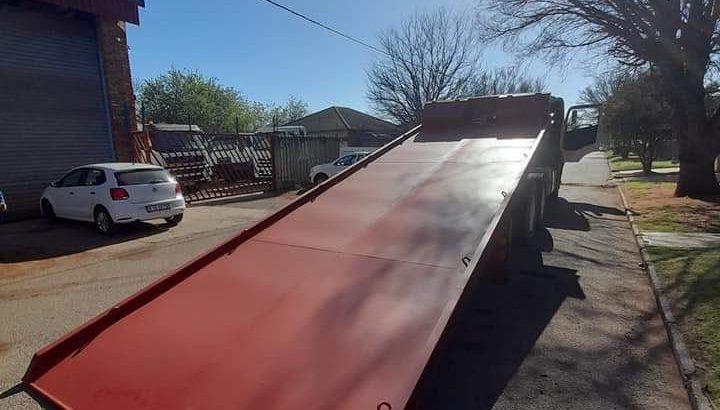 ROLLBACK TRUCK MANUFACTURER