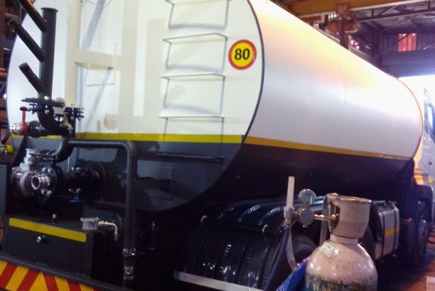 WATER TANKER BOWSER TRUCK MANUFACTURER