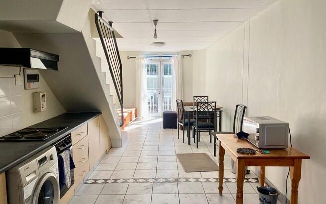 1 Bedroom apartment to rent in Observatory, Cape Town