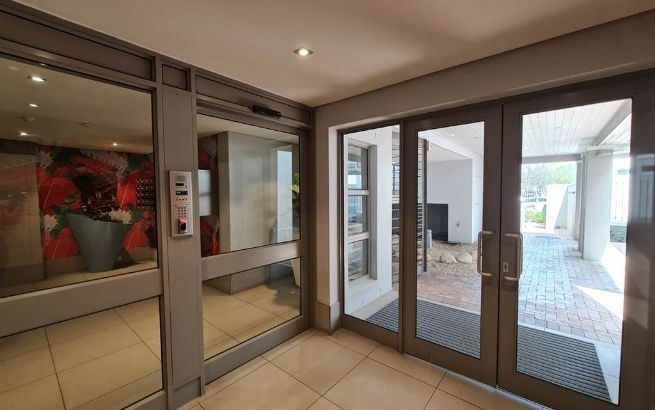 2 Bedroom Apartment to Rent in Observatory