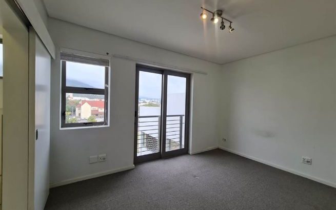 2 Bedroom Apartment to Rent in Observatory