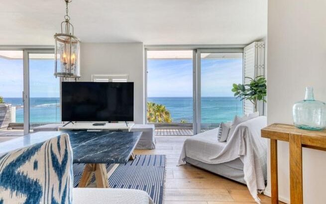3 Bedroom penthouse to rent in Clifton, Cape Town