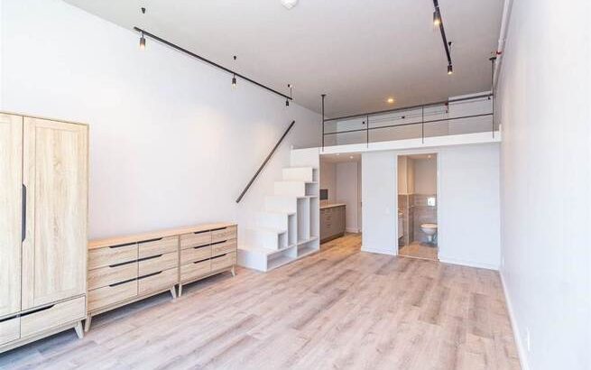 Studio Apartment in Foreshore