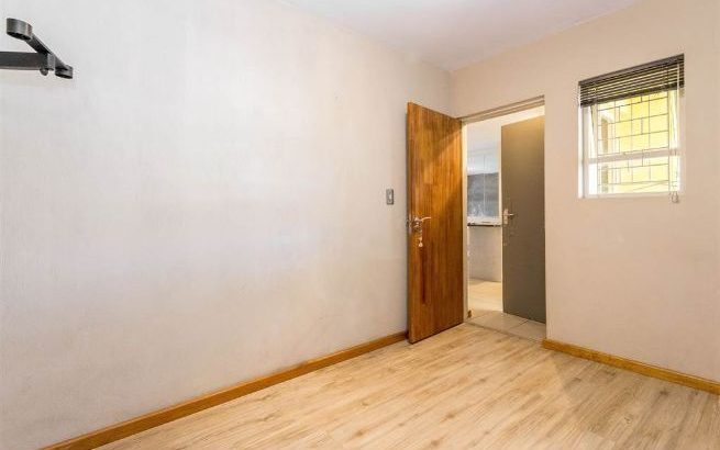 Unfurnished Two Bedroom Apartment In Green Point