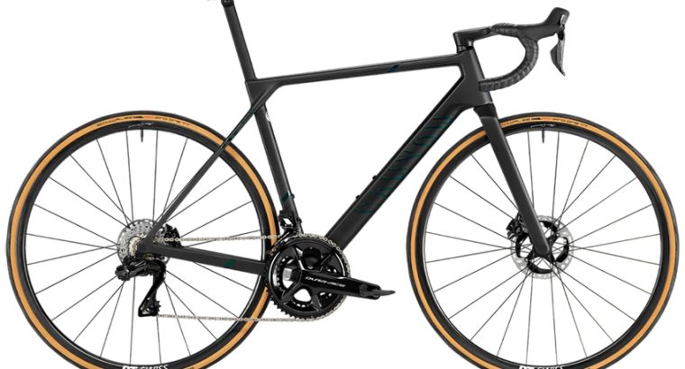 2023 Canyon Ultimate CFR Di2 Road Bike (M3BIKESHOP)